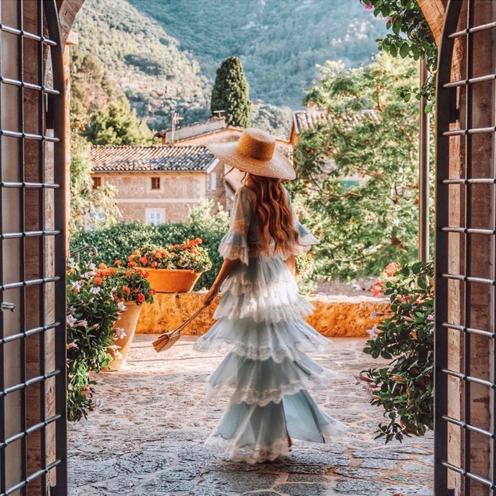 Alice McCall Blue Divine Sisters Tiered Maxi Dress Size 4